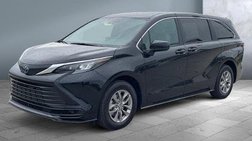 2025 Toyota Sienna LE 8-Passenger