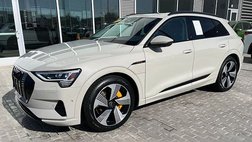 2022 Audi e-tron quattro Premium Plus