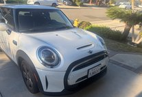 2024 MINI Hardtop Cooper SE