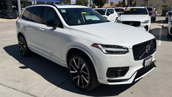 2023 Volvo XC90 Recharge T8 Ultimate Dark Theme