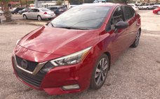 2020 Nissan Versa SR