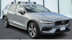 2025 Volvo V60 Cross Country B5 Plus