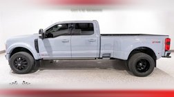 2026 Ford F-450 Super Duty Platinum
