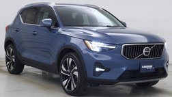 2023 Volvo XC40 B5 Plus Bright Theme
