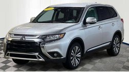 2020 Mitsubishi Outlander LE
