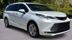2022 Toyota Sienna Limited 7-Passenger