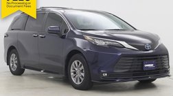 2025 Toyota Sienna XLE