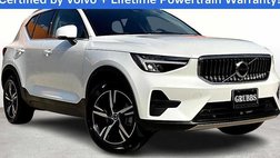 2025 Volvo XC40 B5 Core Bright Theme
