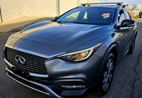 2017 Infiniti QX30 Premium