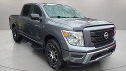 2023 Nissan Titan SV