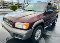 1999 Nissan Pathfinder SE
