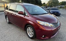 2013 Toyota Sienna XLE 7-Passenger