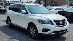 2017 Nissan Pathfinder SL