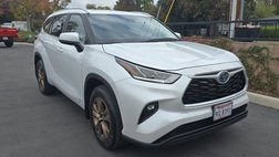 2023 Toyota Highlander Hybrid Bronze Edition