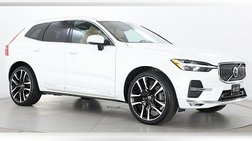 2023 Volvo XC60 B5 Ultimate Bright Theme
