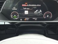 2022 Audi e-tron quattro Premium Plus
