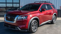 2022 Nissan Pathfinder SV