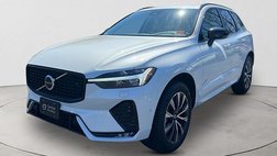2023 Volvo XC60 B5 Plus Dark Theme