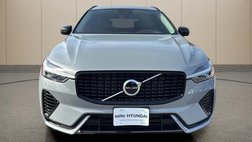 2024 Volvo XC60 Recharge T8 Core Dark Theme