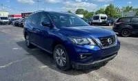 2017 Nissan Pathfinder SL