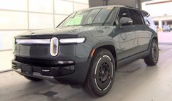 2025 Rivian R1S Adventure