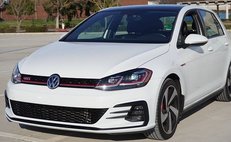 2020 Volkswagen Golf GTI SE