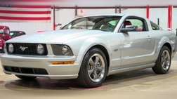 2005 Ford Mustang GT Premium
