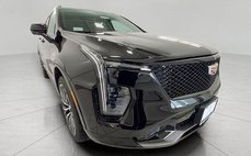 2025 Cadillac XT4 Sport