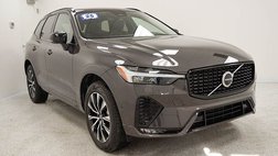 2025 Volvo XC60 B5 Plus Dark Theme