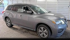 2018 Nissan Pathfinder SV
