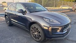 2022 Porsche Macan Base