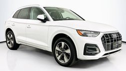 2022 Audi Q5 quattro Premium Plus 40 TFSI