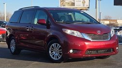 2017 Toyota Sienna XLE Premium 8-Passenger