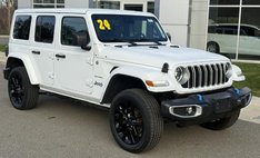 2024 Jeep Wrangler Sahara 4xe