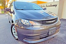 2017 Chrysler Pacifica LX