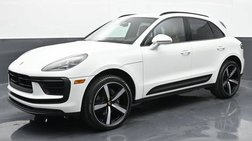 2025 Porsche Macan T