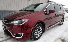 2020 Chrysler Pacifica Touring L Plus