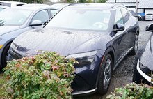 2025 Genesis GV60 Standard