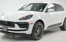 2025 Porsche Macan T