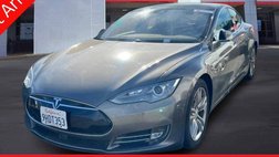 2015 Tesla Model S 90D
