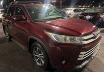 2017 Toyota Highlander SE