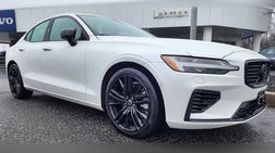 2025 Volvo S60 T8 Ultra Black Edition