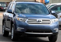 2012 Toyota Highlander SE