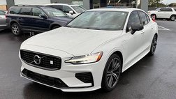 2022 Volvo S60 Recharge T8 R-Design Expression