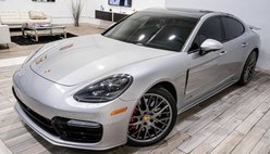 2019 Porsche Panamera GTS
