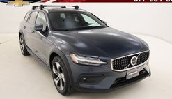 2023 Volvo V60 Cross Country B5 Plus