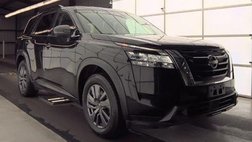 2022 Nissan Pathfinder SV