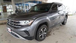 2023 Volkswagen Atlas SE