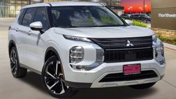 2023 Mitsubishi Outlander SE