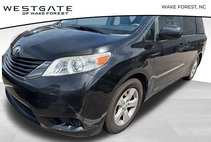 2014 Toyota Sienna LE